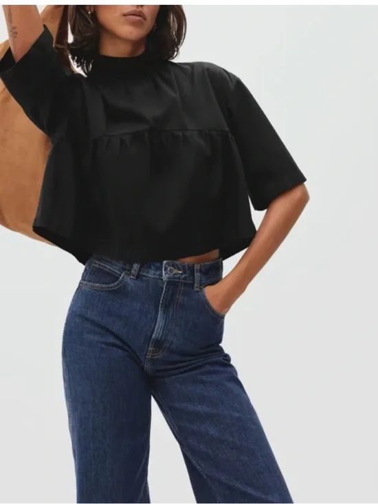 Everlane Black Tiered Mockneck Cropped Blouse - Picture 2 of 5